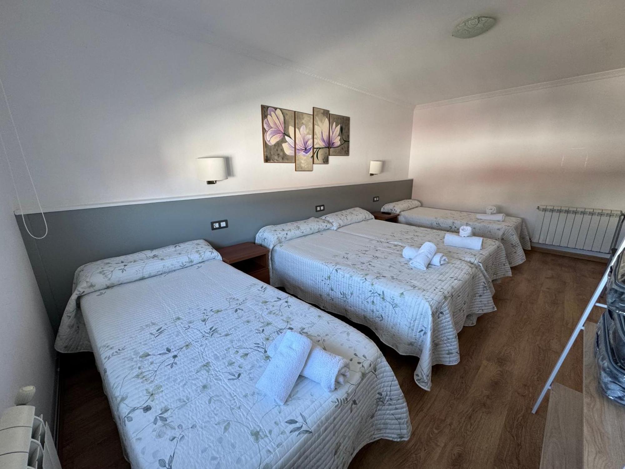 O Castelo Hotell Palas de Rei Eksteriør bilde